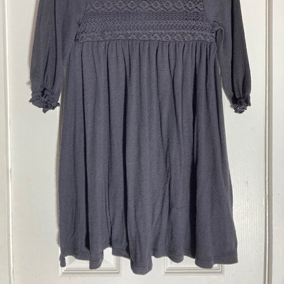 Sold- OLD. NAVY Medium Lace Overlay Dress - Picture 9 of 9